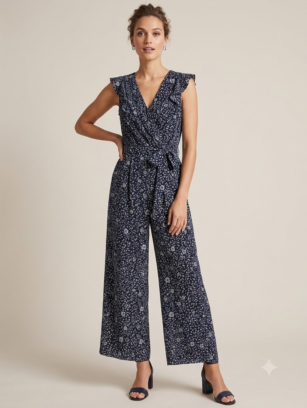 😍Charter Club Navy Floral Size 4 Wrap-Front Jumpsuit with Tie Waist